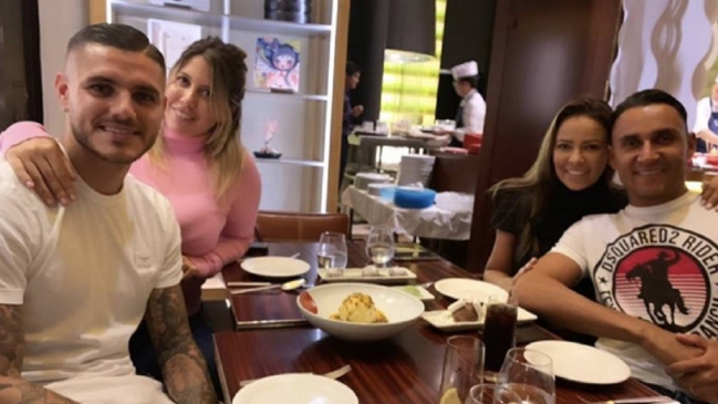 La fotografía de Mauro Icardi y Keylor Navas con sus esposas que generó diversos comentarios