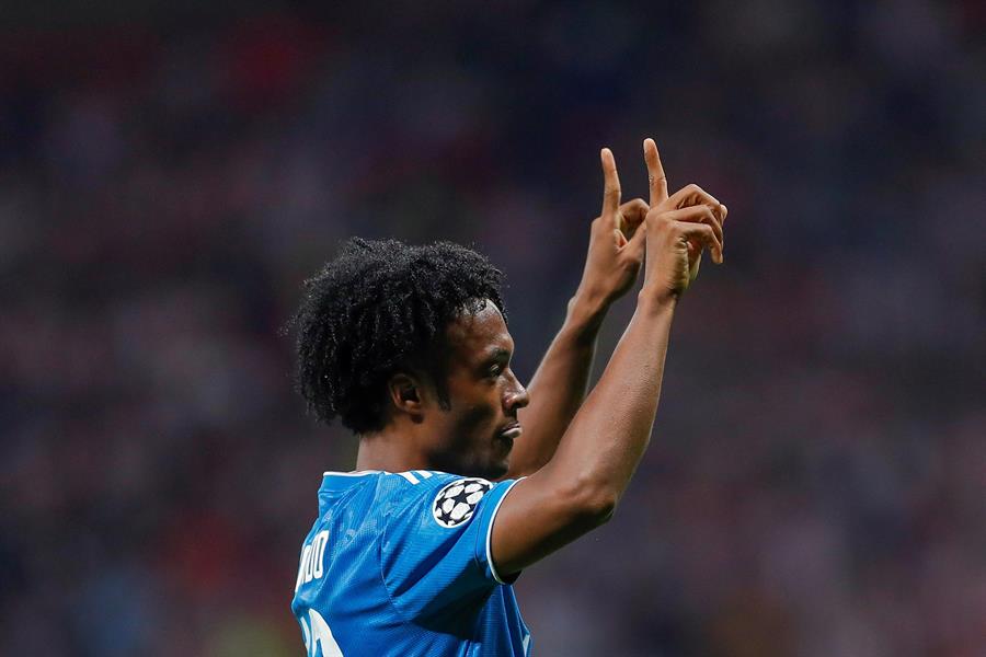 ¡Qué golazo! El disparo al ángulo de Cuadrado en el empate Juventus ante Atlético de Madrid