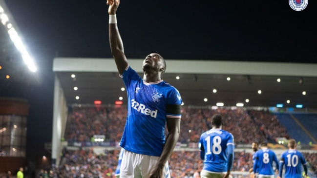 Rangers de Steven Gerrard irrumpió con un triunfo sobre Feyenoord en la Europa League