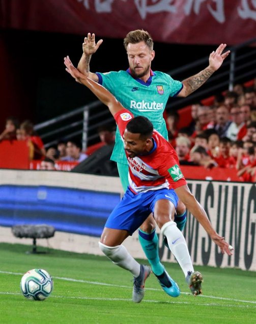 Barcelona tuvo fuerte tropiezo en su visita a Granada