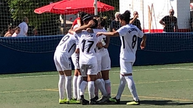 Bárbara Santibáñez anotó un triplete en victoria de Granada sobre Collerense en España