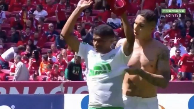 Paolo Guerrero forzó a un jugador de Chapecoense a cambiarle la camiseta