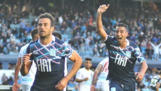 Racing encadenó su tercera victoria en la liga argentina junto a Arias y Mena