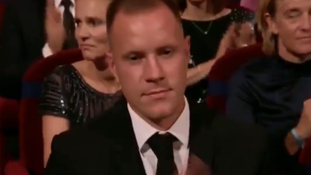 ¿Molesto? La reacción de Ter Stegen por la premiación a Alisson como mejor portero