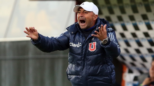 Sampaoli recordó su paso por U. de Chile cuando explicó ausencia de talentos jóvenes en Santos