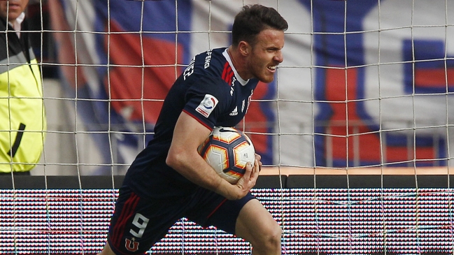 Angelo Henríquez quedó descartado para enfrentar a Palestino y es duda para el Superclásico