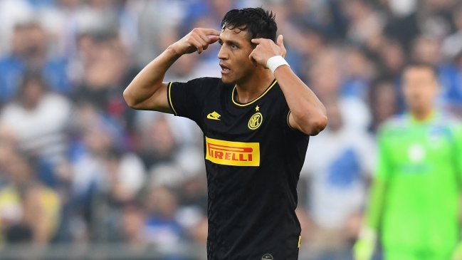 Brillante actuación de Alexis en la victoria de Inter quedó eclipsada por su cuestionada expulsión