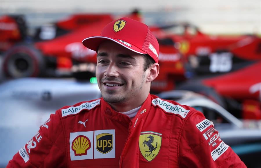 Charles Leclerc no se confía tras ganar la pole en Rusia: “No es la mejor pista para salir primero”