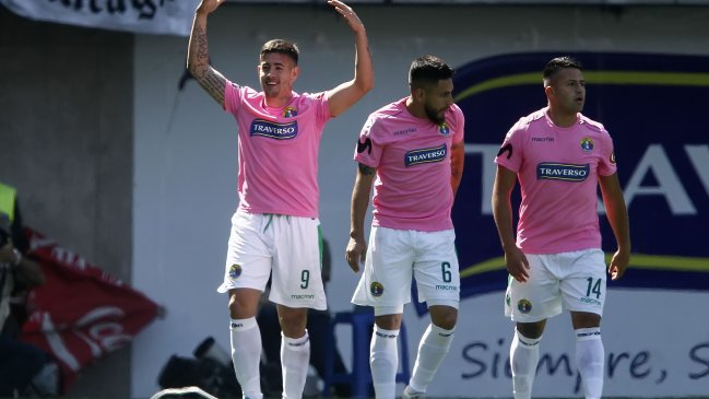 Rodrigo Holgado golpeó a Colo Colo en el amanecer del partido en La Florida