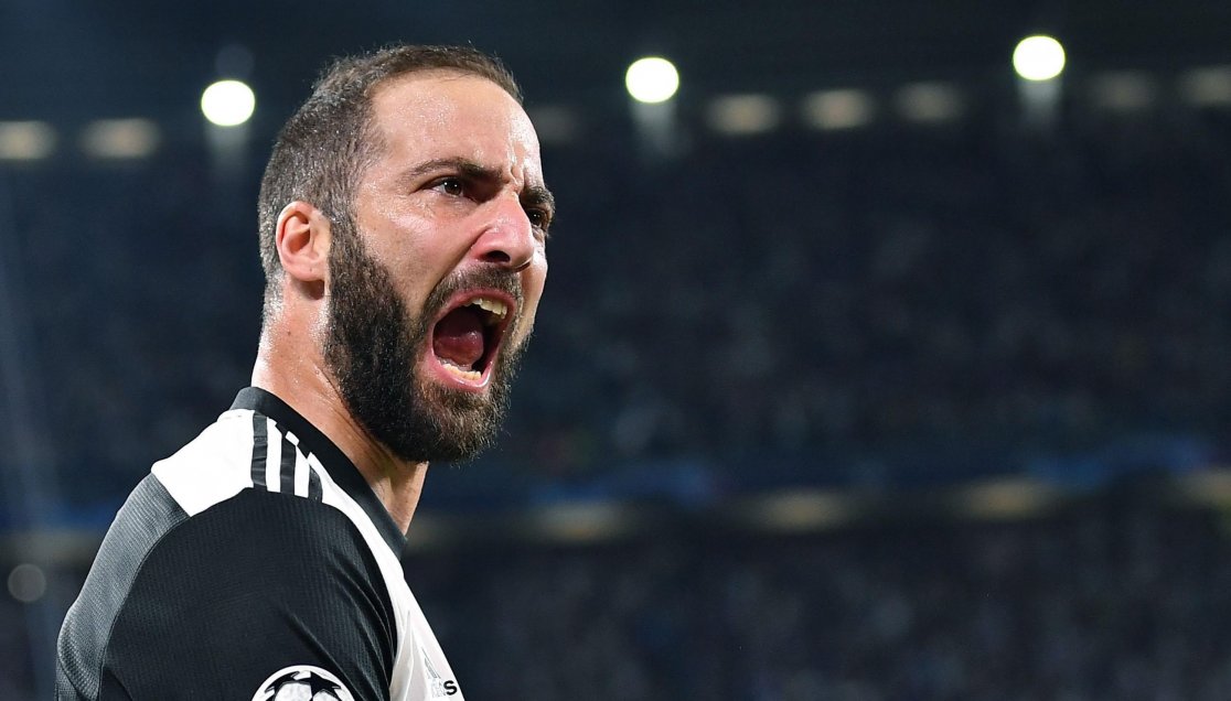 Gonzalo Higuaín fue figura en el triunfo de Juventus sobre Bayer Leverkusen en Turín
