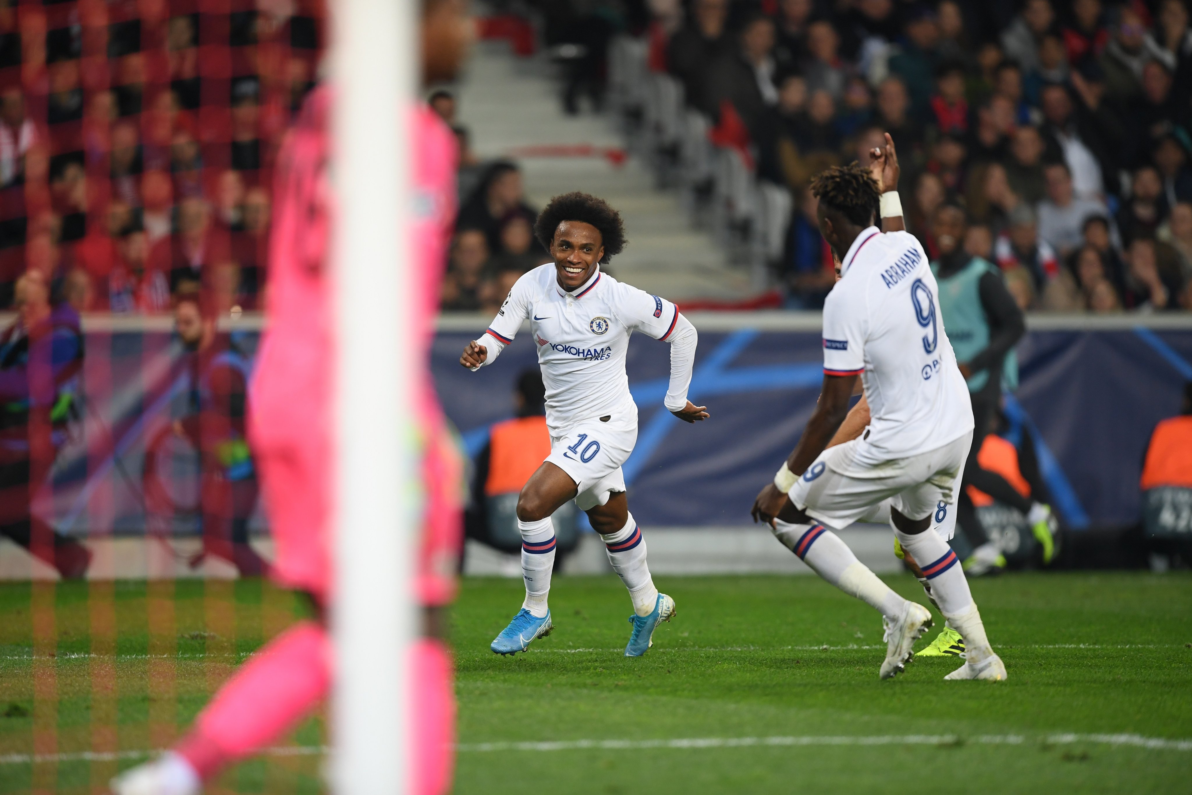 Chelsea venció a Lille en la Champions gracias a un golazo de Willian