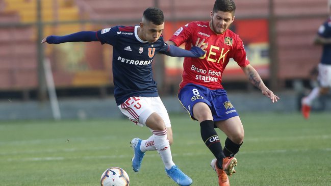 Leonardo Fernández fue elegido como el mejor futbolista del Torneo de Apertura uruguayo