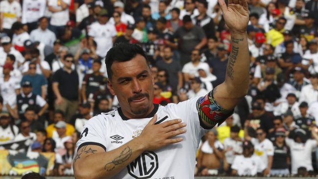 Los emocionantes saludos a Esteban Paredes por su histórico gol 216 en Primera División