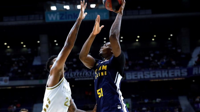 La sensacional clavada de estrella de Real Madrid en la liga española de baloncesto