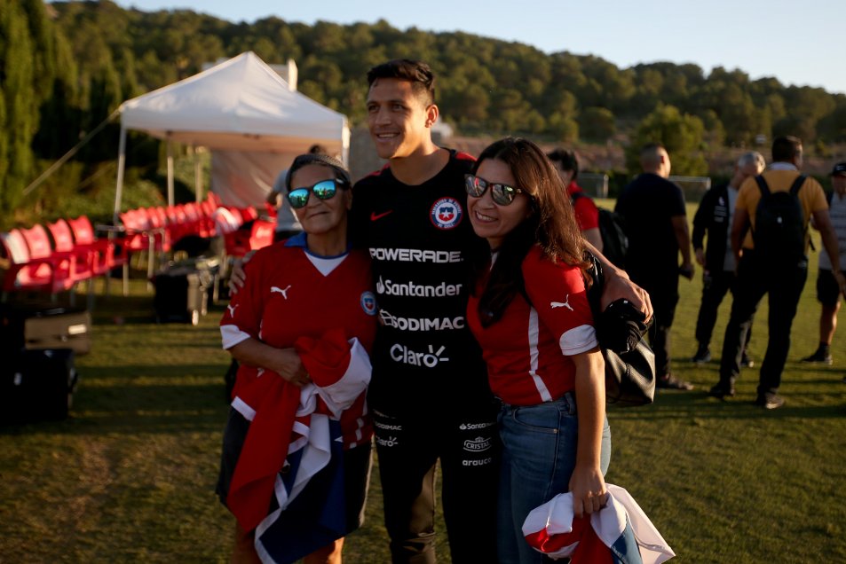 Otra mirada a la segunda práctica de la selección chilena en Alicante