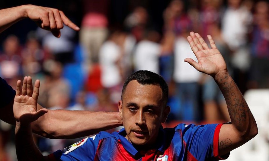 “Factor diferencial”: Medio español elogió el nivel de Fabián Orellana en Eibar