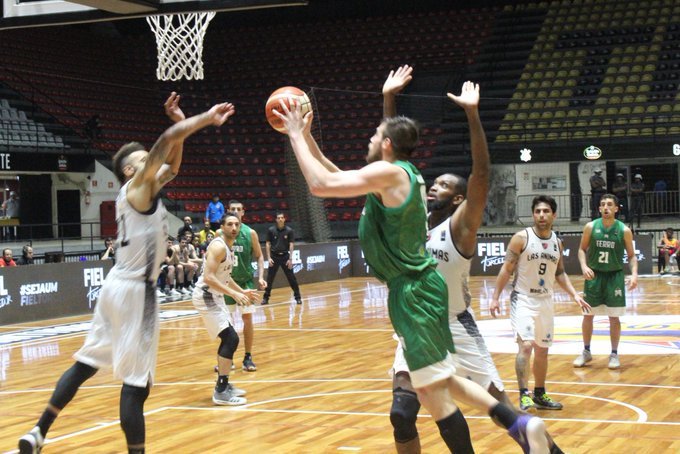 Las Animas de Valdivia sufrió su segunda derrota en la Liga Sudamericana de Baloncesto