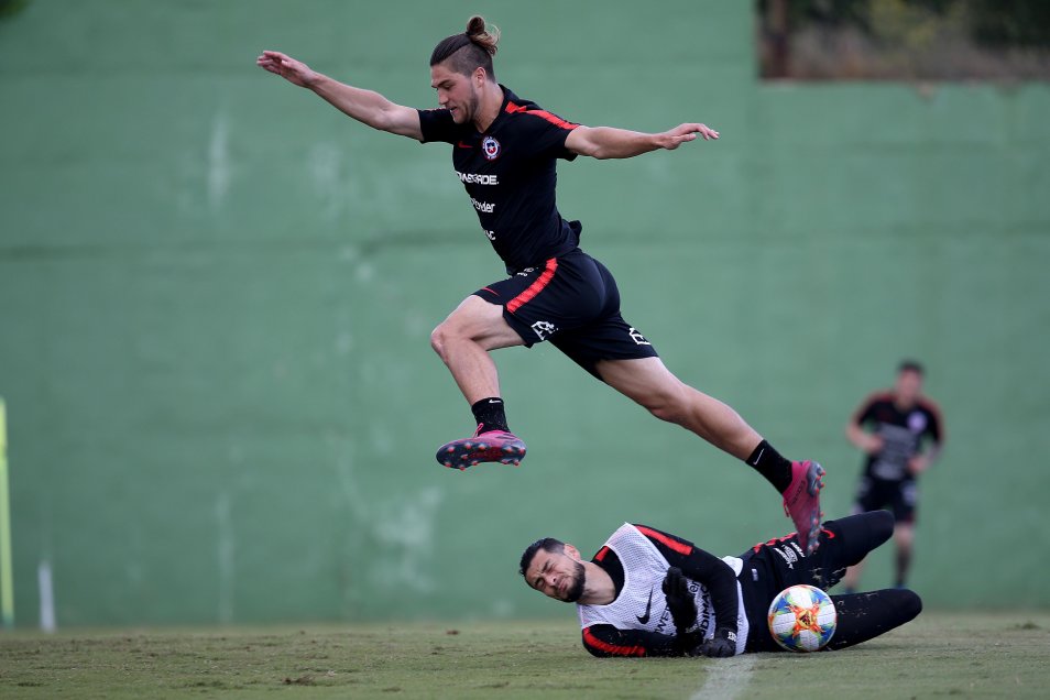 Apuntando a Colombia: La Roja entrenó este jueves en Alicante