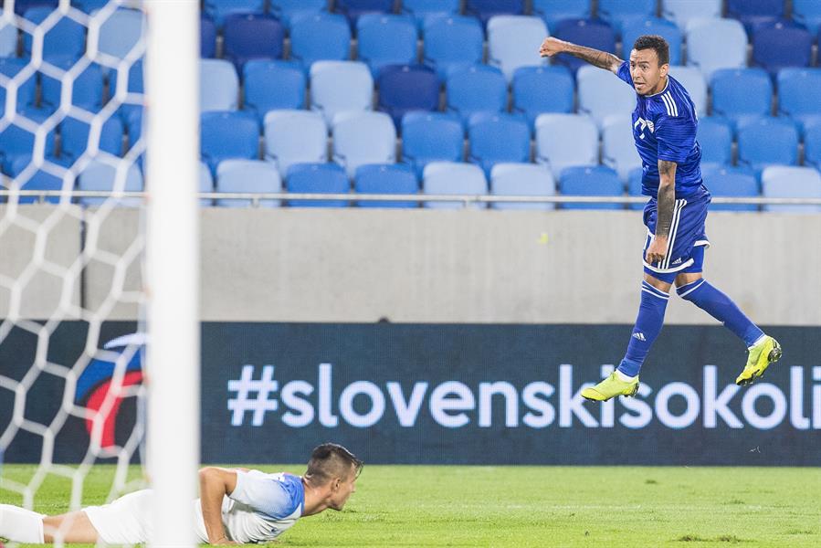 Paraguay “firmó tablas” en intenso duelo con Eslovaquia