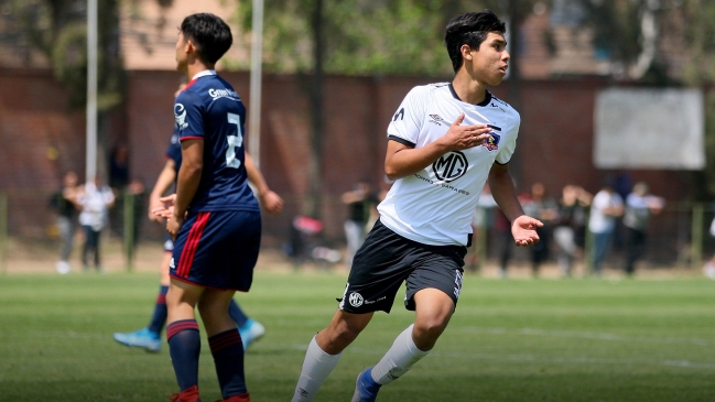 Colo Colo le ganó el Superclásico sub 15 a Universidad de Chile y alcanzó el liderato