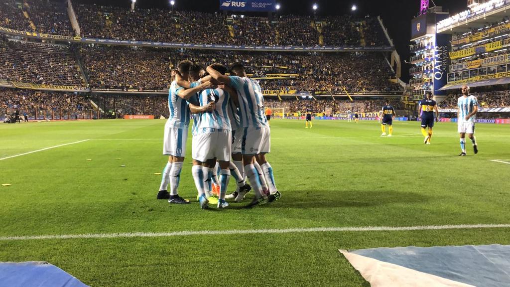 Racing se acercó a la cima en Argentina al vencer a Boca con Díaz y Arias en cancha