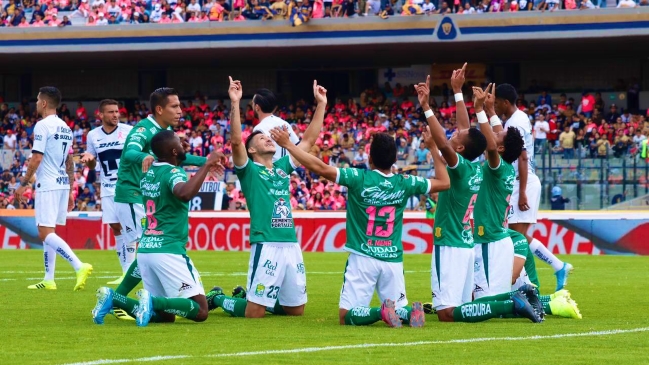 Club León de Jean Meneses remontó y venció a Pumas UNAM de Felipe Mora y Martín Rodríguez
