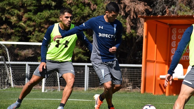 U. Católica y U. de Chile entrenaron mientras Colo Colo suspendió su práctica