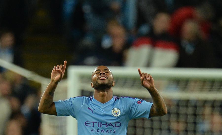 Raheem Sterling brilló con triplete y asistencia en goleada de Manchester City sobre Atalanta