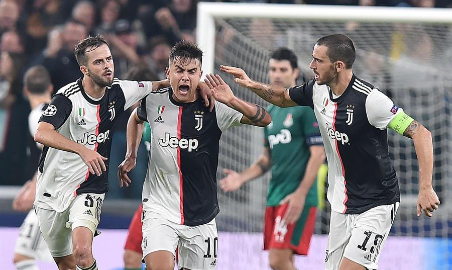 Dos golazos de Paulo Dybala salvaron a Juventus que venció a Lokomotiv