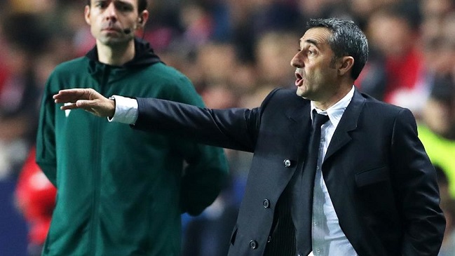 Valverde: El ritmo del partido era altísimo y tuve que reforzar con Vidal y Rakitic