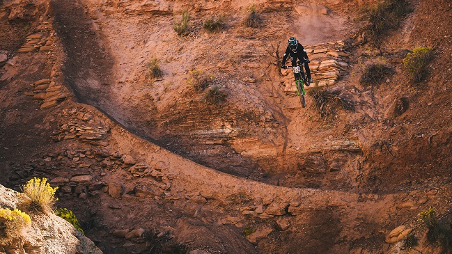 La preparación del mexicano Johny Salido para su primera actuación en Red Bull Rampage