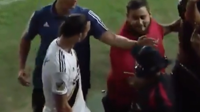 Zlatan Ibrahimovic le hizo un “Pato Yáñez” a hincha que lo provocó en la MLS