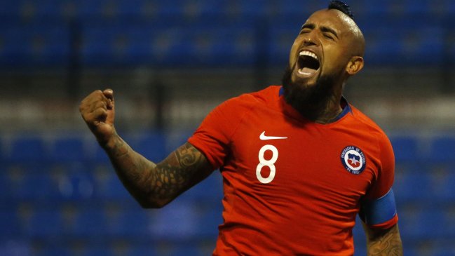 Arturo Vidal sobre la masiva marcha en Santiago: “¡Buscando un mejor Chile para todos!”