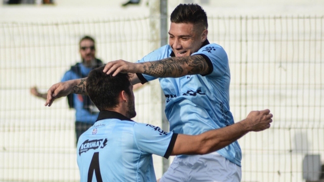 Christian Bravo anotó en victoria de Montevideo Wanderers sobre Juventud en Uruguay