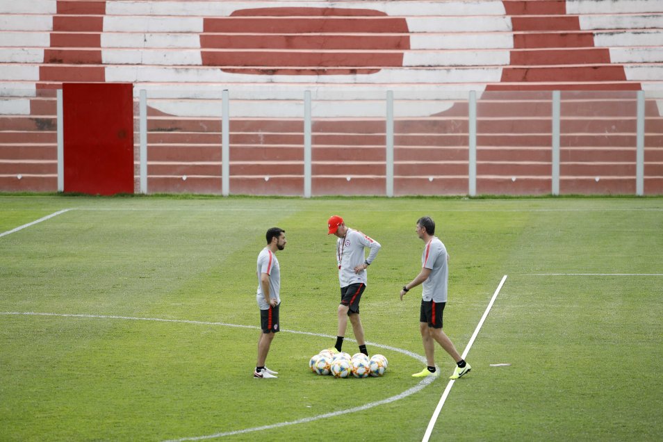 La selección chilena sub 17 tuvo su última práctica previo al debut en el Mundial