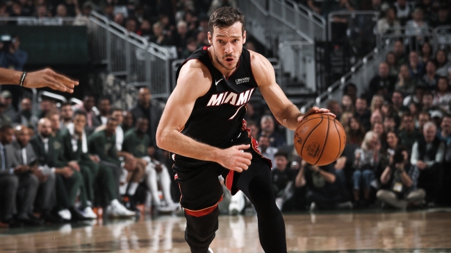 Miami Heat se mantuvo invicto con una victoria ante Milwaukee Bucks y con Dragic como figura