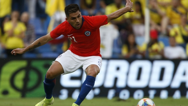 César Pinares mostró su indignación por represión policial tras asistir a una marcha