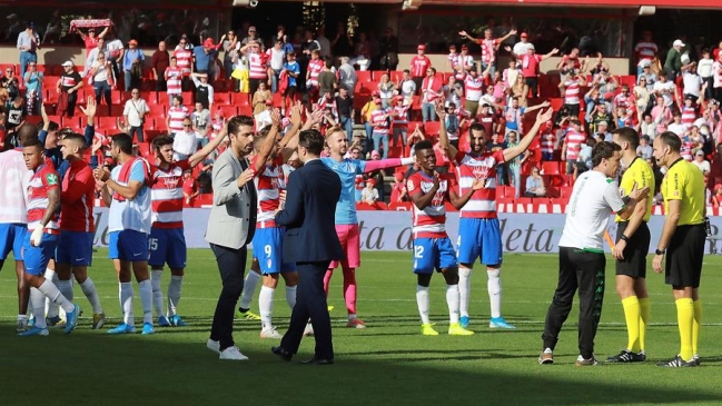 Granada derribó a Betis y se ubicó en la cima de la liga española