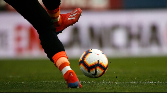 Sociólogo deportivo: Nadie podría estar más de acuerdo con el estallido social que los futbolistas