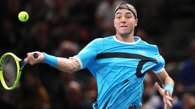 Jan-Lennard Struff le amargó el debut a Karen Khachanov en París