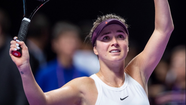 Elina Svitolina venció con categoría a Simona Halep y clasificó a semifinales en Shenzhen