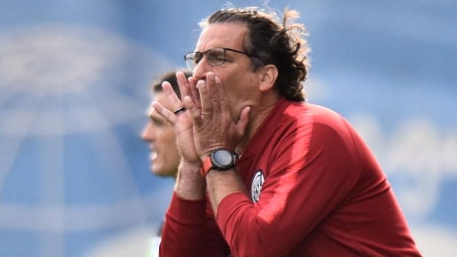 Juan Antonio Pizzi se fue entre pifias por nueva derrota de San Lorenzo