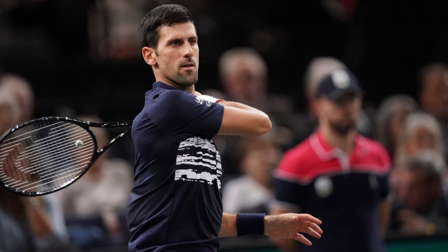 Novak Djokovic se exigió para vencer a Grigor Dimitrov y se convirtió en finalista de París-Bercy