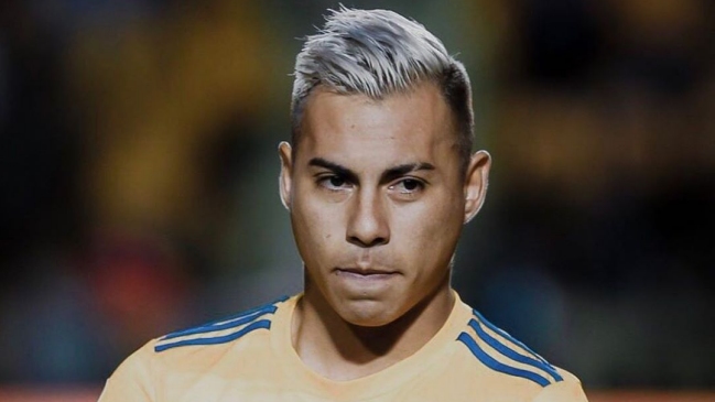 Eduardo Vargas salió lesionado en empate de Tigres UANL ante Querétaro en México