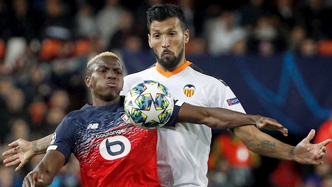 Valencia goleó a Lille y se acercó a los líderes en la fase grupal de la Champions