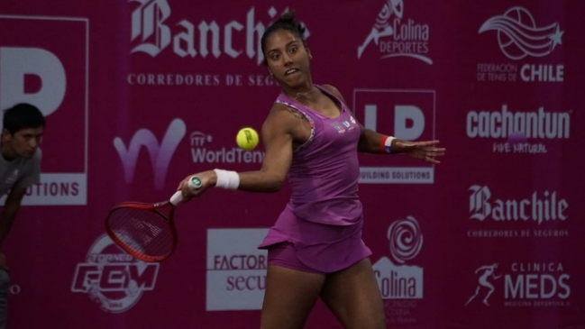 Daniela Seguel venció a María Lourdes Carle y avanzó a octavos en la Copa LP de Chicureo