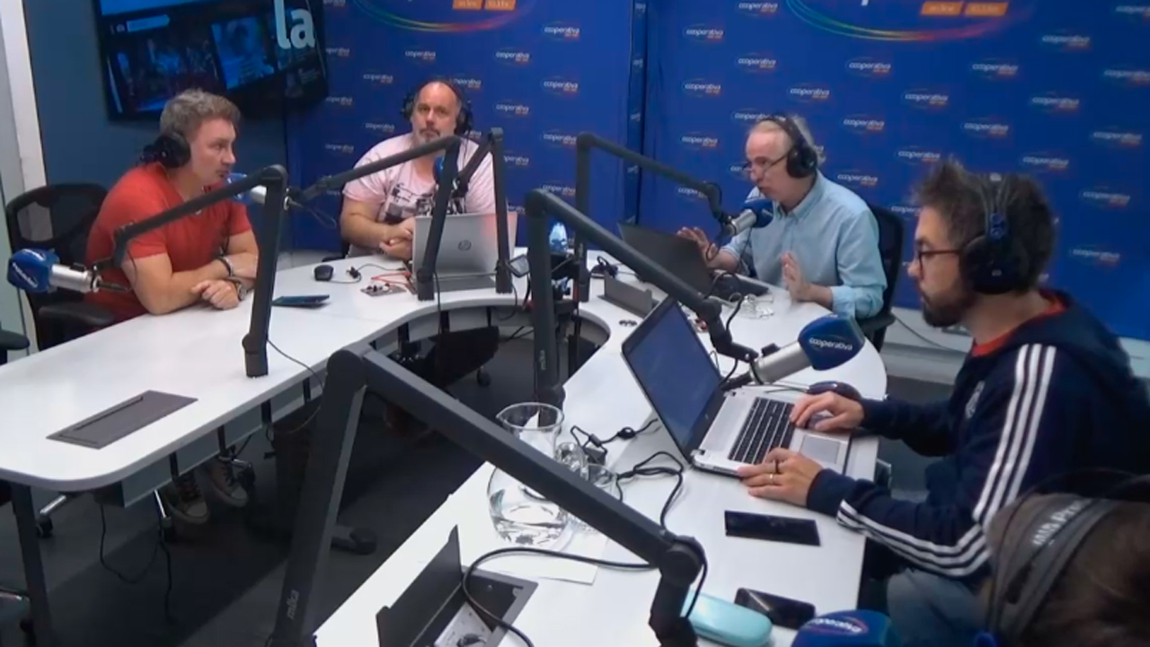 Al Aire Libre: La llegada de los jugadores de la Roja para el amistoso con Perú