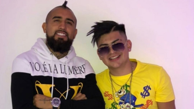 Del barrio al Mundo: Arturo Vidal compartió con Carlitos Junior