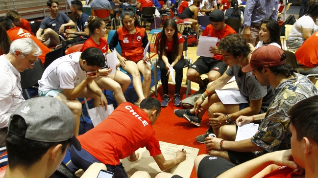Coch entregó resultados de los Diálogos Ciudadanos de Deportistas