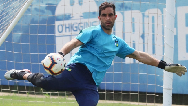 Claudio Bravo entrenó este jueves con el plantel de O’Higgins en Rancagua